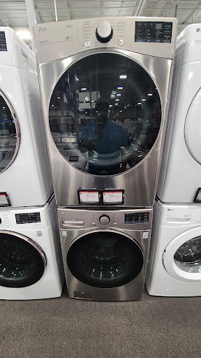 Electronics Store «Best Buy», reviews and photos, 1730 Pleasant Pl, Arlington, TX 76015, USA