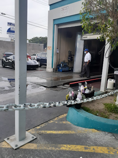Car Wash «HWB Car Wash», reviews and photos, 3600 W Burbank Blvd, Burbank, CA 91505, USA