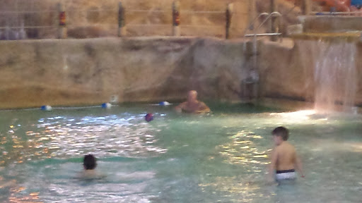 Water Park «Kahuna Laguna Indoor Water Park», reviews and photos, 2251 White Mountain Hwy, North Conway, NH 03860, USA