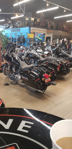 Harley-Davidson Dealer «Harley-Davidson of Staten Island», reviews and photos, 442 Bay St, Staten Island, NY 10304, USA