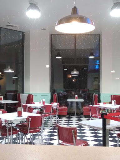 Shopping Mall «The Shops At Riverwoods», reviews and photos, 4801 N University Ave, Provo, UT 84604, USA