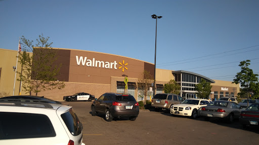 Walmart Supercenter, 1960 Twin Lakes Pkwy, Roseville, MN 55113, USA, 