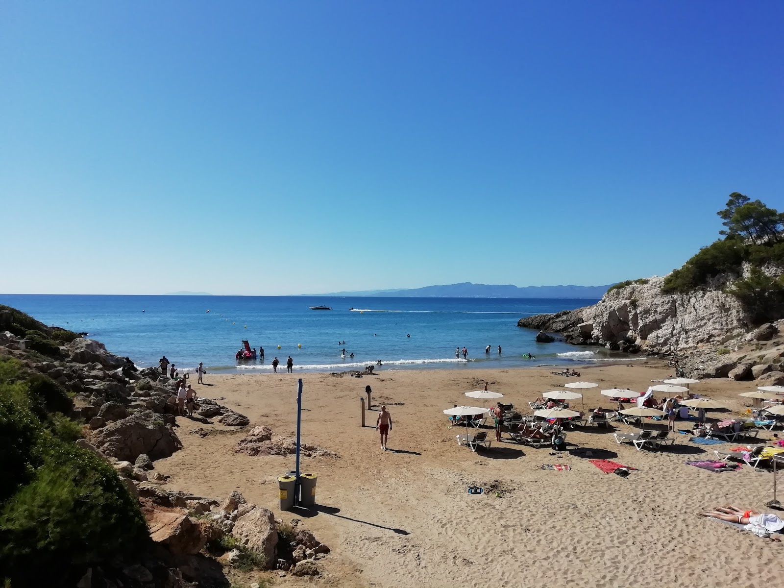 Photo de Cala Crancs zone des équipements