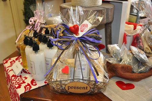 Gift Shop «Present», reviews and photos, 127 Main St, Los Altos, CA 94022, USA