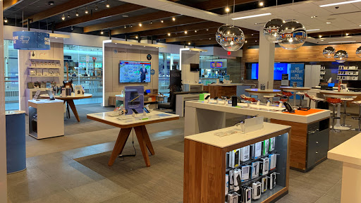 Cell Phone Store «AT&T», reviews and photos, 495 Union St #2010, Waterbury, CT 06706, USA