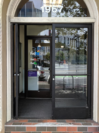 Print Shop «FedEx Office Print & Ship Center», reviews and photos, 1967 Market St, San Francisco, CA 94103, USA