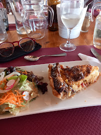 Plats et boissons du Restaurant français Le Chene Blanc à Logrian-Florian - n°10