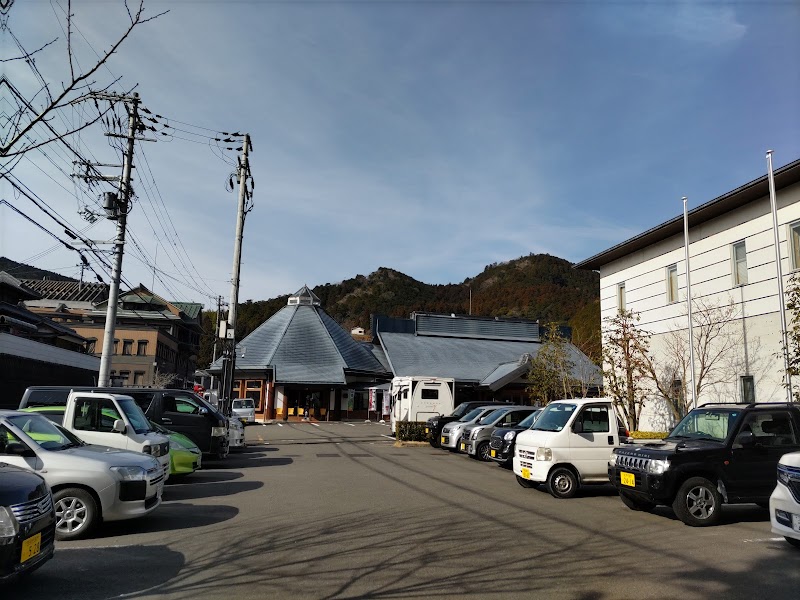 瑞鳳殿 駐車場