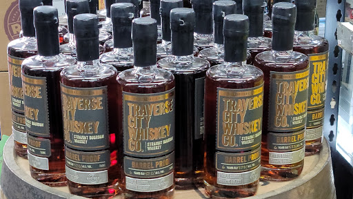 Party Store «Express Tobacco Vapor & Liqour Outlet», reviews and photos, 704 S Lapeer Rd, Lake Orion, MI 48362, USA