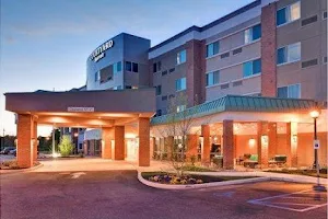 Courtyard by Marriott Long Island Islip/Courthouse Complex image