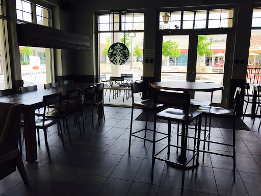 Shopping Mall «Gloucester Premium Outlets», reviews and photos, 100 Premium Outlets Dr, Blackwood, NJ 08012, USA