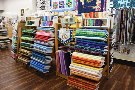 Quilt Shop «The Pickett Fence», reviews and photos, 100 W Blackhawk Ave, Prairie du Chien, WI 53821, USA