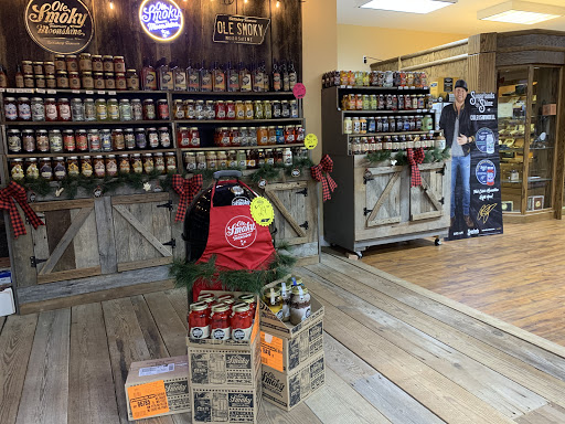 Liquor Store «Peavine Wine & Spirits», reviews and photos, 745 Peavine Rd, Crossville, TN 38571, USA
