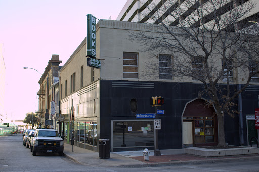 Used Book Store «Back Door Books», reviews and photos, 901 1/2 Throckmorton St, Fort Worth, TX 76102, USA