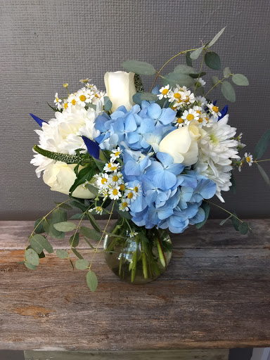 Florist «Eureka Florist», reviews and photos, 524 Henderson St, Eureka, CA 95501, USA