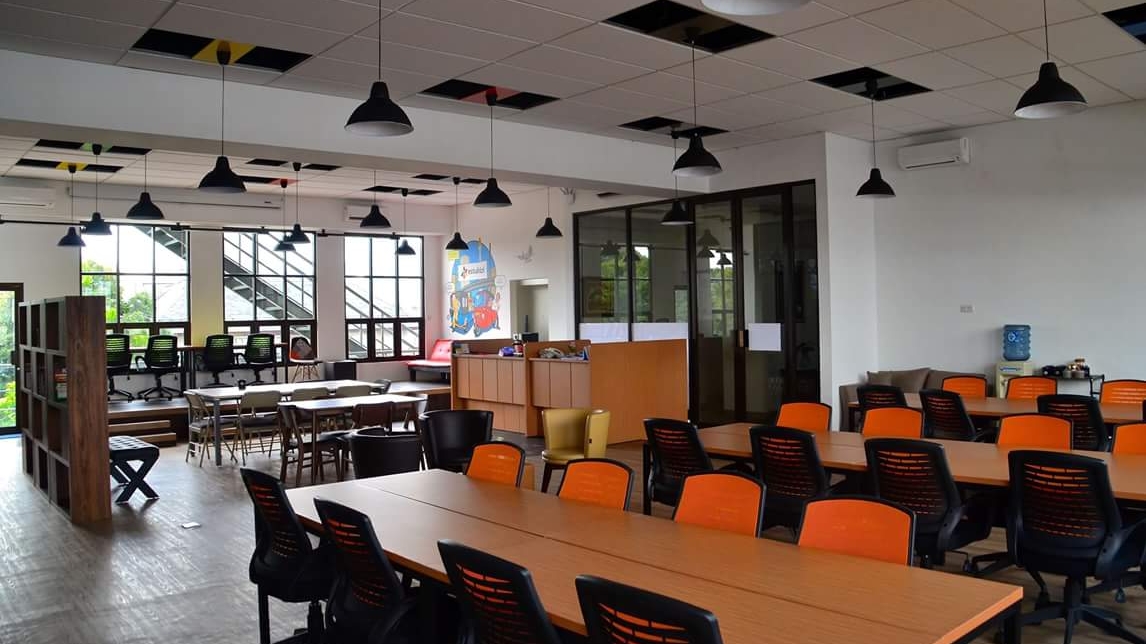 Estubizi Business Center & Coworking Space Photo
