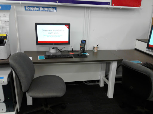 Office Supply Store «Staples», reviews and photos, 1525 S Willow St, Manchester, NH 03103, USA