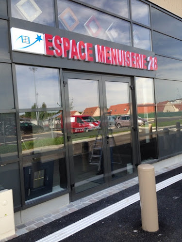 Centre commercial Espace Menuiserie 28 Nogent-le-Roi