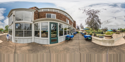 Waters Edge Lodge image