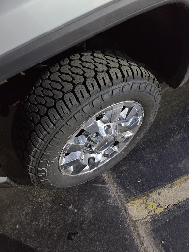 Tire Shop «Hibdon Tires Plus», reviews and photos, 9114 E 41st St, Tulsa, OK 74145, USA