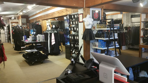 Clothing Store «Le Chateau Exotique Ltd», reviews and photos, 27 W Mechanic St # A, New Hope, PA 18938, USA