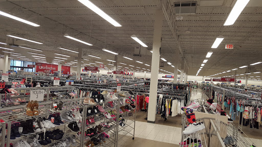 Clothing Store «Burlington Coat Factory», reviews and photos, 16590 N Fwy Service Rd, Conroe, TX 77384, USA