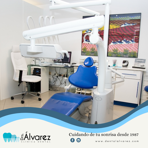 Clínica Dental Jiménez Gómez - C. Montera, 4, 1F, 29700 Vélez-Málaga, Málaga