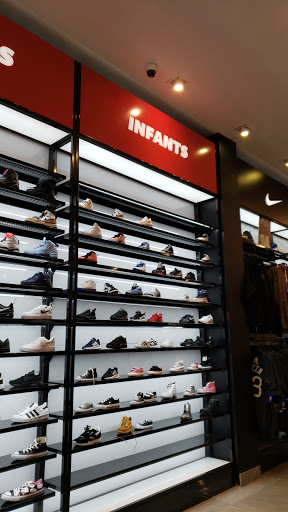 Shoe Store «Shoe Palace», reviews and photos, 865 Market St C35, San Francisco, CA 94103, USA