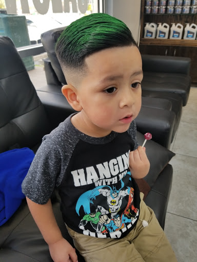 Barber Shop «Fashion Hair Salon», reviews and photos, 3330 Hillcroft St f, Houston, TX 77057, USA