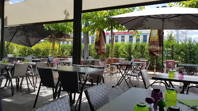 NEW CANTINE à Saint-Quentin-Fallavier