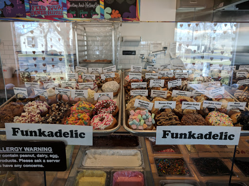 Donut Shop «Peace, Love & Little Donuts of Hudson», reviews and photos, 51 S Main St #4, Hudson, OH 44236, USA