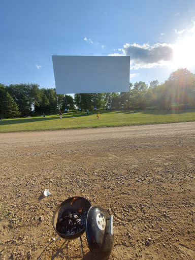 Drive-in Movie Theater «Vali-Hi Drive-In», reviews and photos, 11260 Hudson Blvd, Lake Elmo, MN 55042, USA