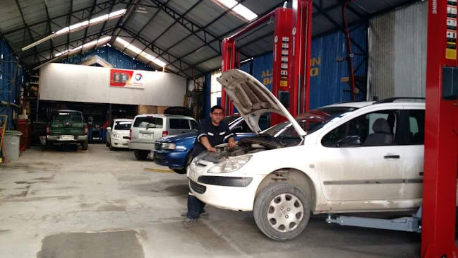 Opiniones de Servicio automotriz JC Toledo en Coronel - Taller de reparación de automóviles