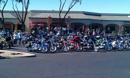 Bar & Grill «Kimmyz On Greenway Rock & Roll Bar & Grill», reviews and photos, 5930 W Greenway Rd, Glendale, AZ 85306, USA