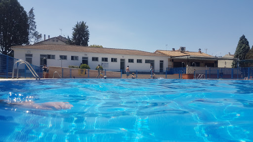 Piscina Municipal Olías Del Rey en Olías del Rey, Toledo
