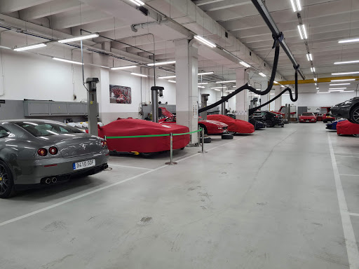 Concesionario Ferrari Cars Gallery