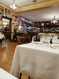 Atmosphère du Restaurant Le Bistrot des Halles à Le Havre - n°15