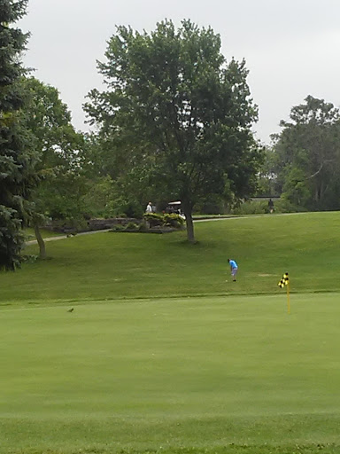Golf Course «Sleepy Hollow Country Club», reviews and photos, 374 Homeworth Rd, Alliance, OH 44601, USA