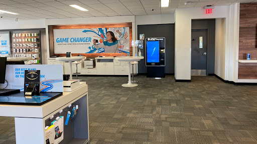 Cell Phone Store «AT&T», reviews and photos, 12599 Biscayne Blvd, North Miami, FL 33181, USA