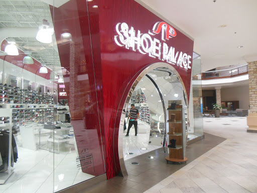 Shoe Store «Shoe Palace», reviews and photos, 2901 S Capital of Texas Hwy, Austin, TX 78746, USA