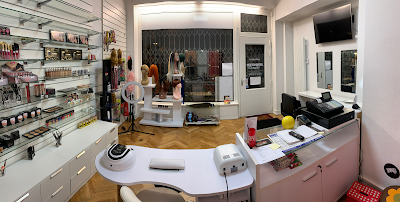 Jennifer Cosmetics coiffure afro à Strasbourg