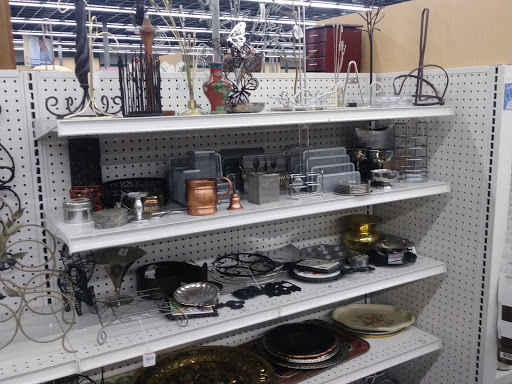 Non-Profit Organization «38th Street Goodwill», reviews and photos, 3121 S 38th St, Tacoma, WA 98409, USA