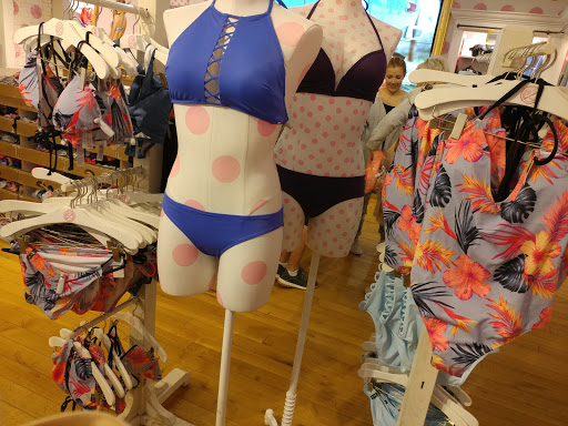 Magasins de bikinis en Vancouver