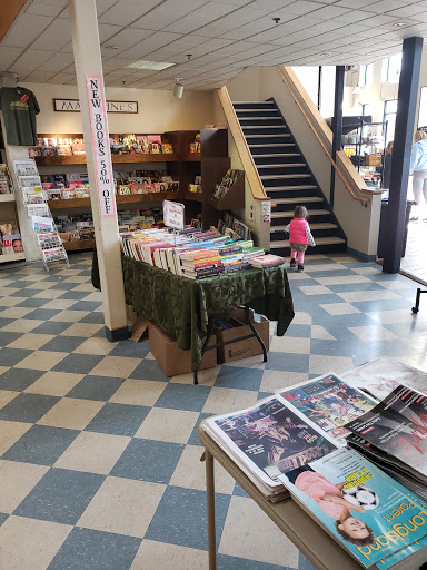 Book Store «Book Revue», reviews and photos, 313 New York Ave, Huntington, NY 11743, USA