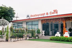 All - In (Restaurant & Cafe') image