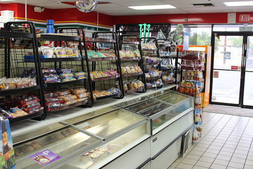 Gas Station «Fastrip Food Store», reviews and photos, 10306 Arlington Ave, Riverside, CA 92505, USA