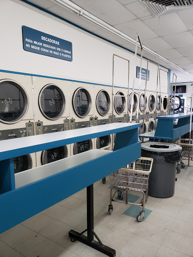 North Oaks Coin Laundry