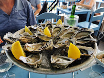 Plats et boissons du Bar-restaurant à huîtres Les Petites Folies à Gujan-Mestras - n°2