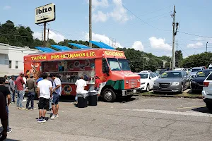 Dos Hermanos LLC (Taco Truck) image