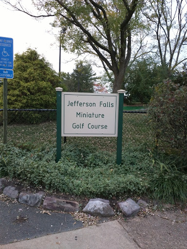 Golf Course «Jefferson District Golf Course», reviews and photos, 7900 Lee Hwy, Falls Church, VA 22042, USA